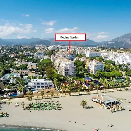 De 2 En Medina Garden アパート